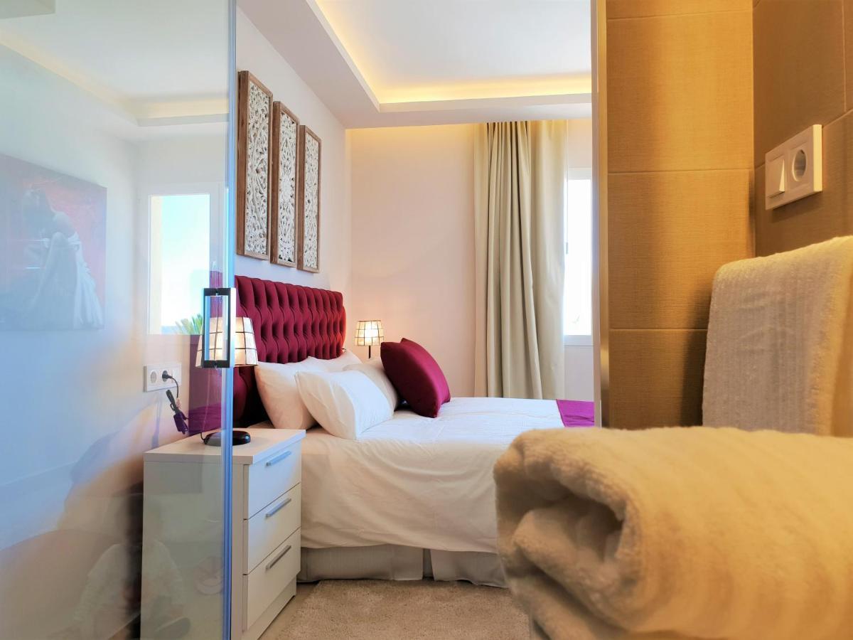 Fantastic Apartment B In Front Of The Sea & Marina Estepona Eksteriør billede